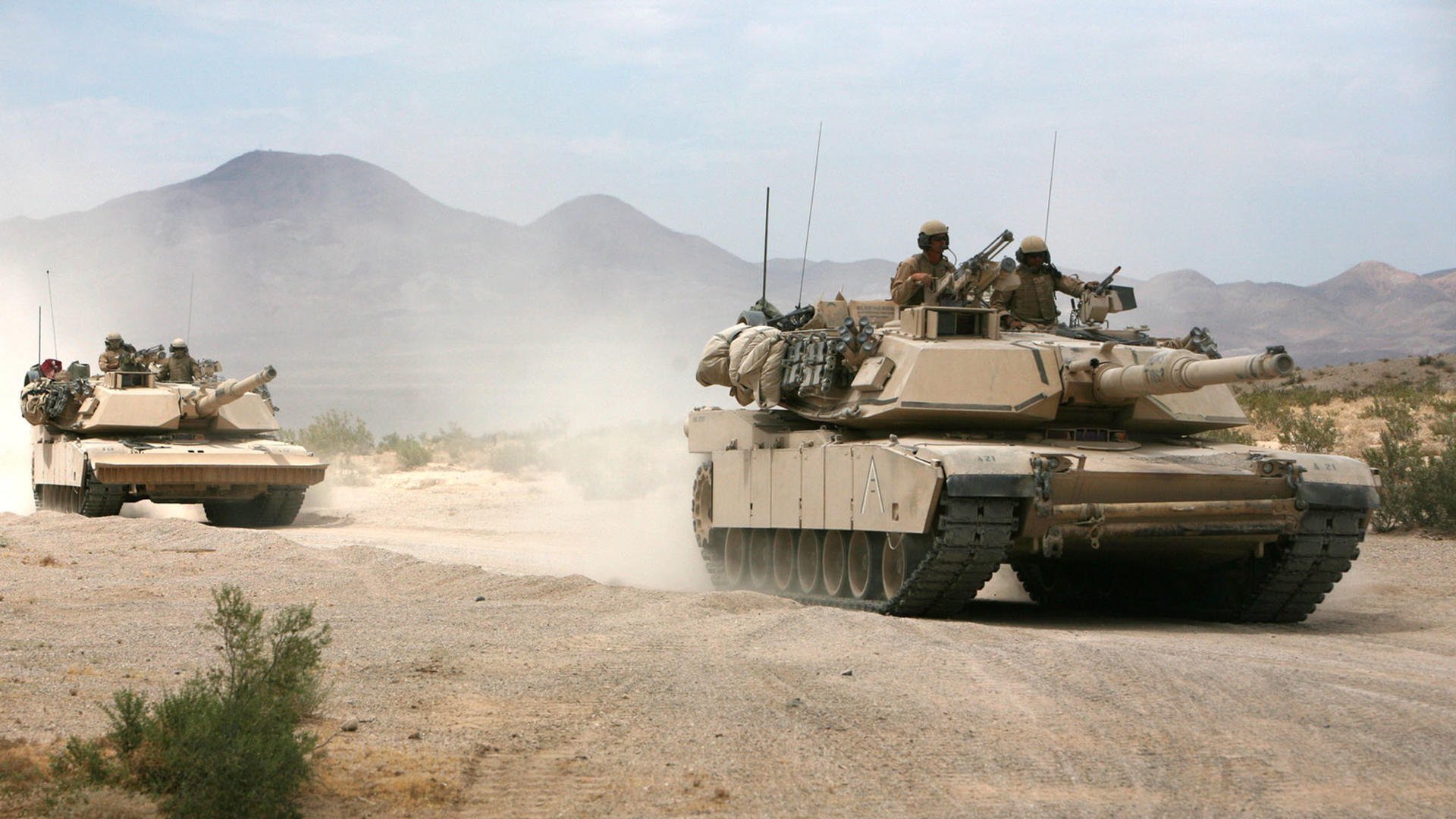 开云中国大陆-“荒野追逐:穿越山谷与沙漠的极速之战”,荒野追踪电影剧情女主背叛