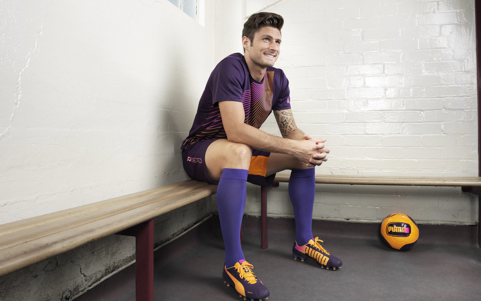 kaiyun登录入口-女子国家队引入多语种战术术语便于国际比赛沟通,女子队员